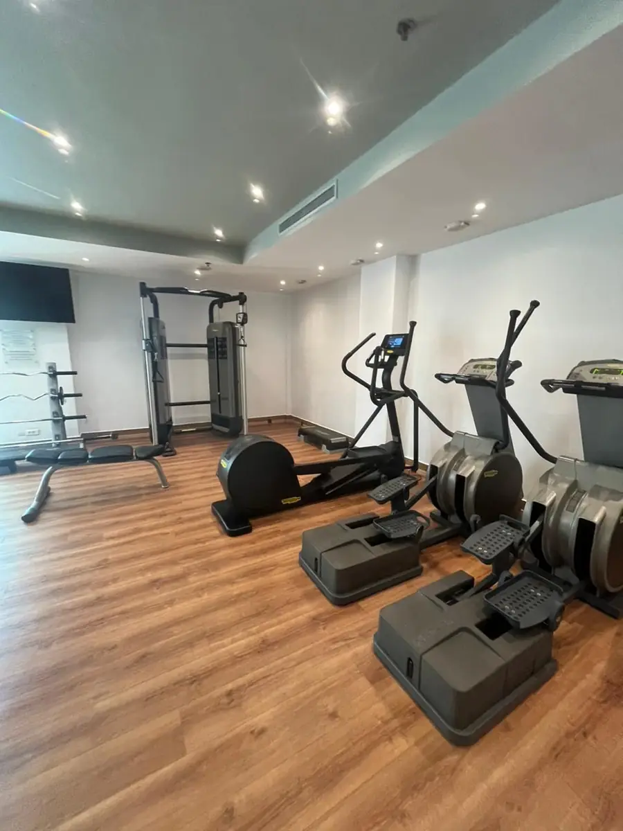 Reference 4 - Home Gym